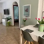 Modern In 60m² With Shared Pool *