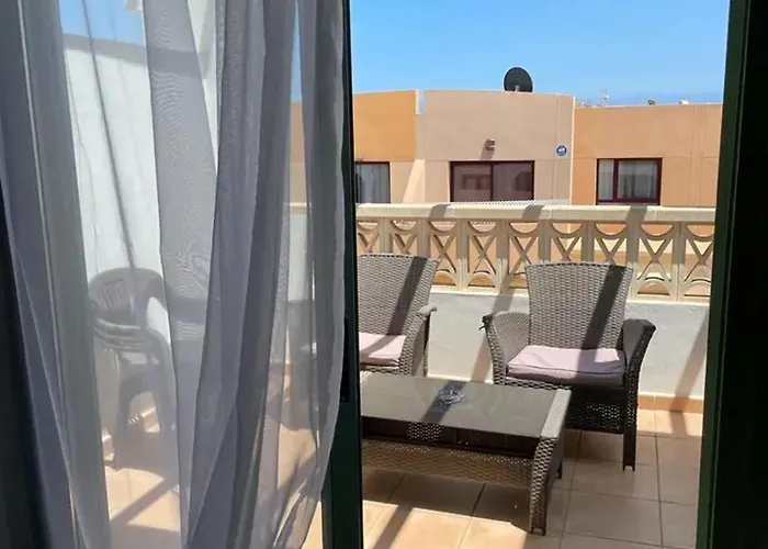 Modern In 60m² With Shared Pool דירה